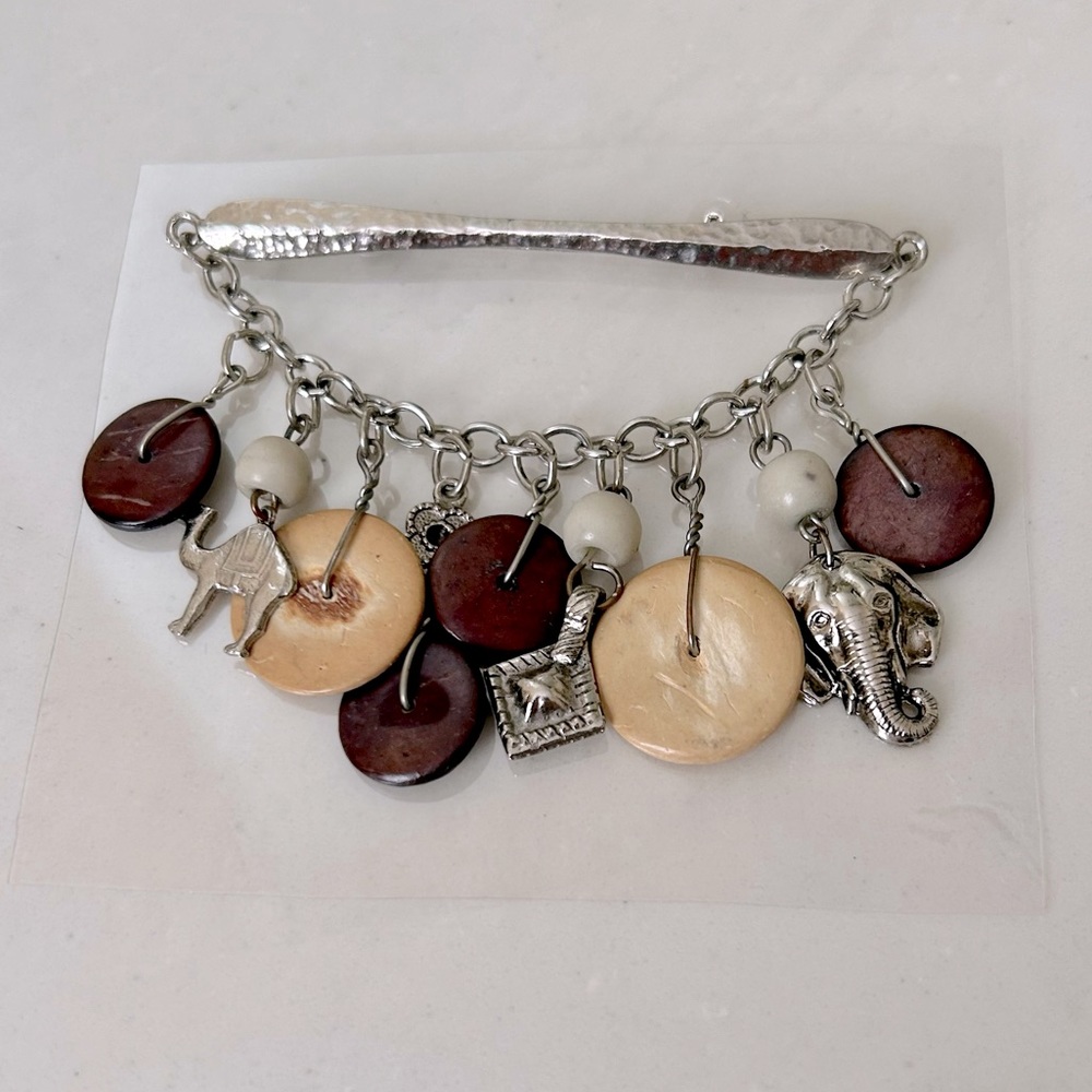 Vintage 80’s Safari Brooch